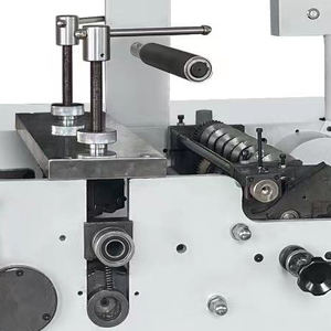 RTMQ-320Y rouleau automatique à grande vitesse à rouler adhésif coupe-papier étiquette autocollant rotatif découpe et refendage Machine - Product Image 5