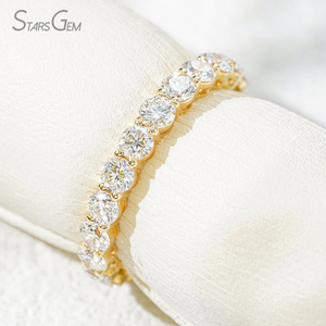 Anillo de Eternidad de Oro Sólido de 10K con Diamantes Cultivados en Laboratorio de Corte Brillante Redondo Unisex de Lujo StarsGem, 1.7ctw - Product Image 4