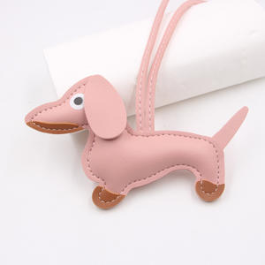 Llavero colgante de cuero Dachshund de dibujos animados, accesorios de funda de teléfono móvil en stock <span class=keywords><strong>con</strong></span> bolsa de cuerda de mano, llavero de cachorro de coche - Product Image 3