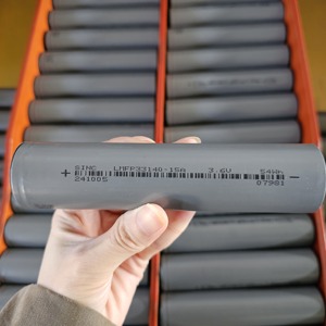 China Fabrik Direkt verkauf 33140 Lithium-Ionen-Batterie zelle 33140 LiFePO4 Zylinder zelle 3.6V 15ah - Product Image 3