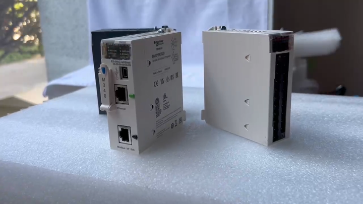 ABBシュナイダーVFD産業機器用5.5kw ATV320U55N4Bインバーター可変