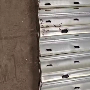 Hot-<b>dip</b> galvanized traffic guardrails, anti-corrosion and durable, long service life, customizable height and length - Product Image 3