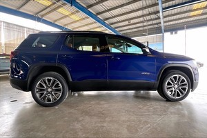 Auto usate completamente equipaggiate 2023 <span class=keywords><strong>GMC</strong></span> Acadia AT4 SUV 2023 pronte per la spedizione - Product Image 5