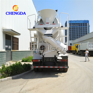 Nuevo Camión Mezclador de Concreto Móvil SINOTRUK HOWO 6*4 de 6-14 Metros Cúbicos, 25 Toneladas, con Volante a la Izquierda - Product Image 6
