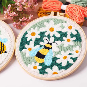INTODIY Punching Needle Embroidery Kit de Nível Básico Com Borboleta Abelha Padrão De Planta Incluindo Fio Bordado Anel Ferramenta De Correspondência - Product Image 3