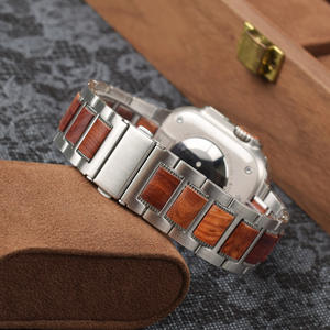 <span class=keywords><strong>Bracelet</strong></span> de montre en <span class=keywords><strong>bois</strong></span> Lionorm en acier inoxydable pour <span class=keywords><strong>Apple</strong></span> Smart <span class=keywords><strong>Watch</strong></span>, <span class=keywords><strong>bracelet</strong></span> de montre en <span class=keywords><strong>bois</strong></span> de santal rouge naturel écologique, <span class=keywords><strong>bracelet</strong></span> en métal - Product Image 4