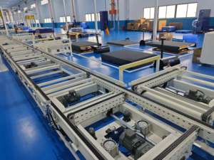 Fabrika ambalaj üretim hattı sınıflandırma taşıma ekipmanları için özelleştirilmiş boyutu yerçekimiyle taşımalı makaralı konveyör sistemi - Product Image 2