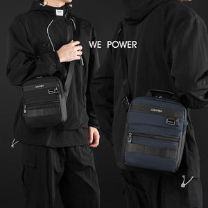 WePower Sac bandoulière grande capacité pour homme en nylon durable couleur unie avec logo en relief pour les trajets quotidiens et les voyages - Product Image 3