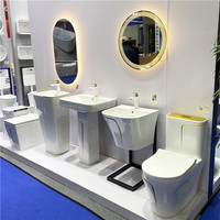 Vente en gros d'appareils sanitaires blancs Toilette montée au sol Cuvette de salle de bain Lavabo en céramique Commode de toilette une pièce Ensembles de toilette