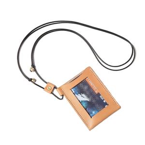 Porta Badge Personalizzato in Vera Pelle Ecologica, Resistente e Pratico, con Cordino per Certificati e Biglietti da Visita - Product Image 2