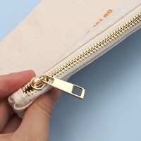 Organisateur de toilette en coton imprimé avec logo personnalisé pochette de maquillage à fermeture éclair sac cosmétique de voyage en toile recyclable biologique