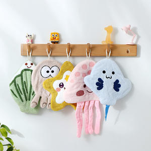 Toalla de Mano Colgante de Felpa de Coral con Bordado de Biología Marina para Niños, Súper Absorbente, Textura Suave y Gruesa - Product Image 4