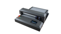 Automatische contour snijplotter F3550 platform snijmachine voor A3 PVC karton, vinyl stickers en digitale snijwerk.