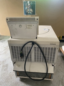 צנטריפוגה משומשת מדגם <span class=keywords><strong>Beckman</strong></span> <span class=keywords><strong>Coulter</strong></span> Avanti J30I מופעלת עבור ציוד מעבדה לחלקים - Product Image 4