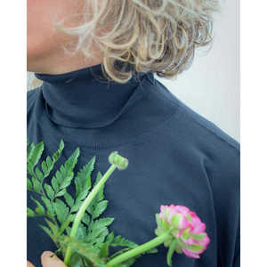 Women's 18 Gauge <b>Turtleneck</b> Sweater Korean Fashion Vintage Slim Print Knitted <b>Top</b> for Winter Casual Style with Front Logo - Product Image 2