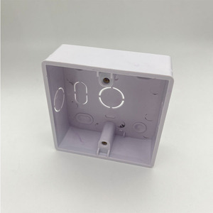 Caja inferior de enchufe de interruptor montado en la pared montado en superficie ignífuga Caja inferior de enchufe de plástico Pvc - Product Image 4