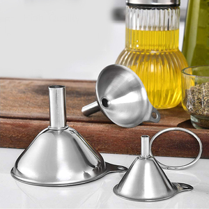 Set 3pcs Corong Stainless Steel untuk Penggunaan Dapur Rumah Alat Logam Tahan Lama Desain Bernapas Kualitas Standar Tinggi - Product Image 3