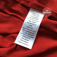 Étiquette tissée en satin de polyester blanc avec bordure découpée au laser, imprimée en gravure pour l'utilisation dans les vêtements, lavable