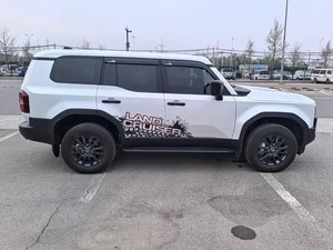 Gran Oferta: Toyota Prado SUV Híbrido de Segunda Mano con Motor Turbo, Tracción Total, Interior de Cuero Oscuro, Bajo Kilometraje, Listo para Entrega - Product Image 5