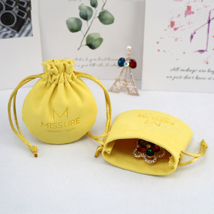 Pochette d'emballage pour bijoux en velours suédé imprimé sur mesure avec logo pour boucles d'oreilles - Product Image 4