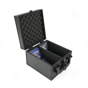 Vente en gros d'étuis de rangement pour cartes métalliques antichoc personnalisés pour les cartes TCG, les cartes sportives et les objets de collection - Product Image 1