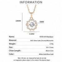 Collier en Moissanite 5mm Coupe Ronde Pendentif Grappe Florale Argent Sterling 925 En Stock Vente en Gros Bijoux Fins pour Boutiques