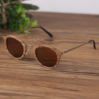 Expédition Rapide Lunettes de Soleil Unisexe en Bois Polarisées de Haute Qualité avec Logo Personnalisé et Design Cœur Métallique – Vente en Gros à Prix Abordable