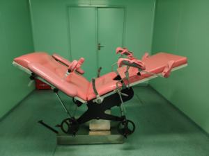 Venda quente Exame Ginecológico Tabela Operacional Preço Baixo Manual Maternidade Hidráulica Entrega Cirúrgica Cama Feita Elétrica - Product Image 2