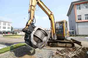 Nouveau modèle 2026 : <span class=keywords><strong>Mini</strong></span>-chargeuse à <span class=keywords><strong>godet</strong></span> de criblage à rouleaux de haute qualité pour le sol et les roches - Product Image 2