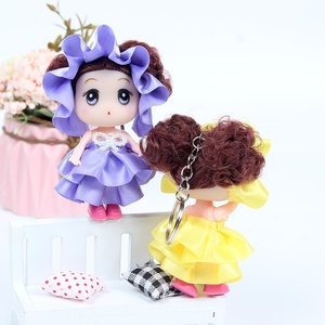 ขายส่งปี 2026 ตุ๊กตาน่ารักขนาด 9 ซม. รุ่นใหม่ ลดราคา ตุ๊กตาการ์ตูนจิ๋ว ของตกแต่ง พวงกุญแจ ของขวัญเล็กๆ สำหรับเด็กผู้หญิง - Product Image 2