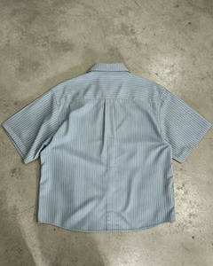 เสื้อเชิ้ตโปปลินลายทางแขนสั้นผู้ชาย ทรงปกติ สไตล์สมาร์ทแคชชวล ผ้าทอ - Product Image 2