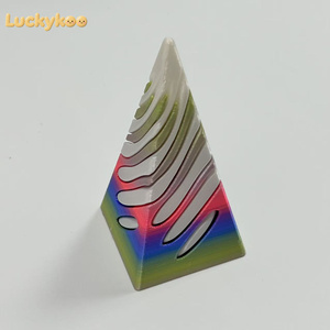 Luckykoo 3D Gyro Hand Spinner, Juguete Giratorio de Metal, Antiestrés para Adultos, Nuevo Juguete Sensorial, Bola para la Punta de los Dedos, Juguetes para Aliviar el Estrés en Adultos - Product Image 2
