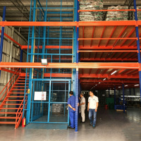 Plateforme élévatrice verticale hydraulique multifonctionnelle pour rails de guidage, élévateur de marchandises stationnaire pour l'exploitation des usines logistiques