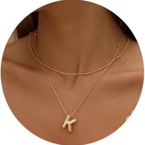 สร้อยคอจี้แฟชั่น ชาร์มเครื่องประดับ ชุบทอง 18k ตัวอักษรภาษาอังกฤษ 26 ตัวอักษร สร้อยคอจี้สแตนเลสทรงกลมสำหรับผู้หญิง - Product Image 1