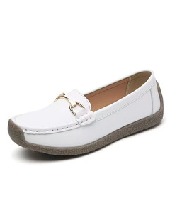 Chaussures en cuir véritable pour femme, style printemps-automne, nouvelle collection, plates, polyvalentes, à semelle souple, bouche peu profonde, chaussures pour maman - Product Image 4