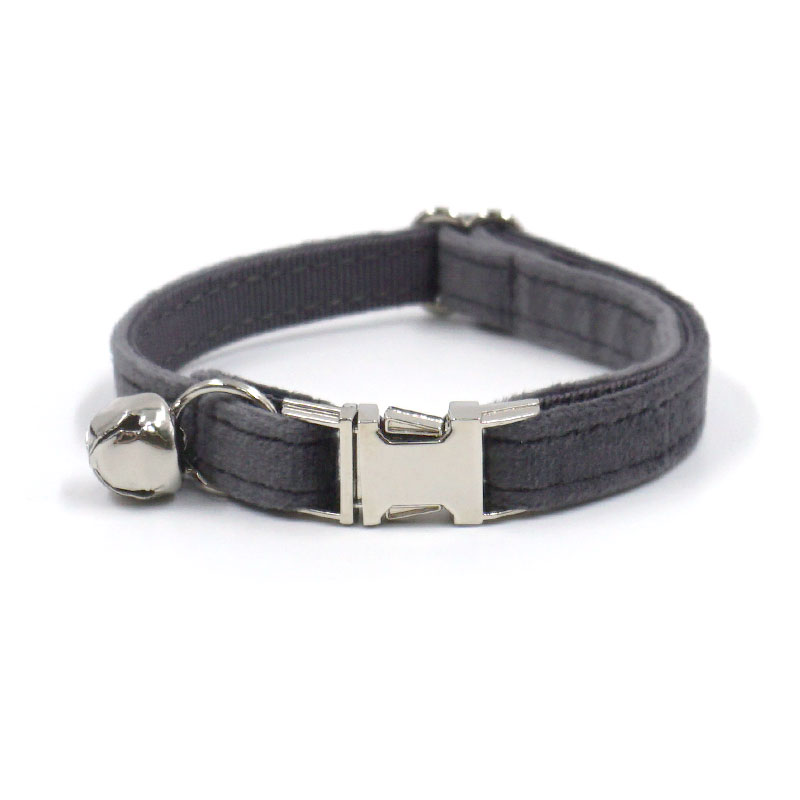 Silver hardware cat collar