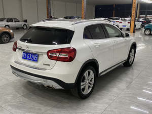 Voiture d'<span class=keywords><strong>occasion</strong></span> <span class=keywords><strong>Mercedes</strong></span>-Benz GLA 220 Luxe SUV 1.6T Année 2017 Faible Kilométrage Couleur Blanche Excellent État Toit Panoramique à Vendre en Chine - Product Image 3