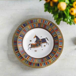 Vente en gros de 10 pouces plaqué or en porcelaine osseuse service de table de luxe assiettes rondes en porcelaine avec motif cheval pour la maison - Product Image 4