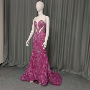 ANY234 Vestido de Fiesta Largo hasta el Suelo con Estampado, Cintura Natural, Apliques de Cuentas de Cristal y Escote Corazón en Color Fucsia Sexy - Product Image 2