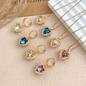 Set <span class=keywords><strong>Collana</strong></span> e Orecchini PFT in Acciaio Inossidabile Placcato Oro 18K con Zirconi Colorati a <span class=keywords><strong>Cuore</strong></span> Oceanico, Catena da Donna Versatile che non sbiadisce - Product Image 1