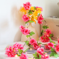 Guirnalda de Luces Decorativas con Hojas Verdes y Flores de Cerezo para el Hogar, Bodas y Decoración de Festivales