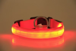 Collar de Nailon Brillante con LED Intermitente para Perros y Gatos, Venta Directa de Fábrica, para Caminar con Seguridad y Prevenir la Pérdida - Product Image 5