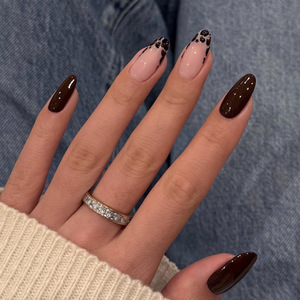 Faux ongles courts en forme d'amande nude avec paillettes <span class=keywords><strong>argent</strong></span>ées à presser - Product Image 5