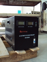 Régulateur de tension monophasé 5KVA Régulateur de stabilisateur de tension automatique