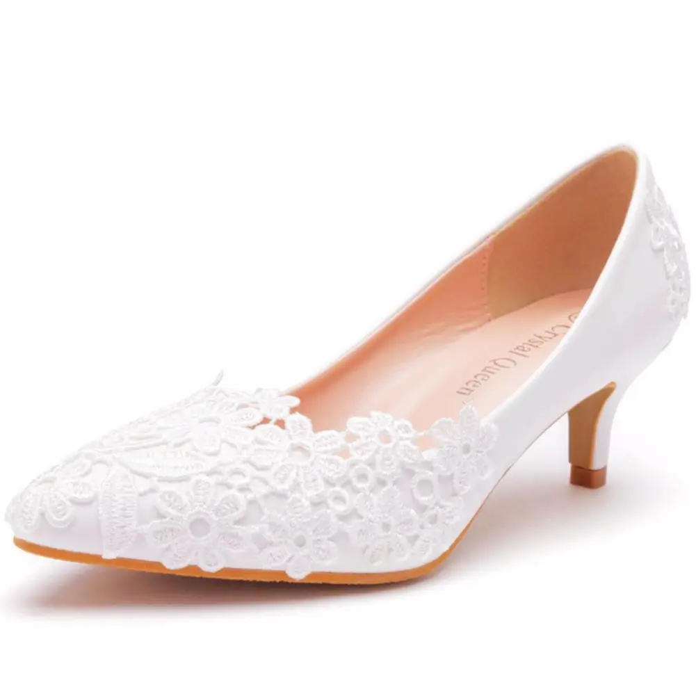 Dropshipping Logo personalizzato elegante pizzo fiore scarpe da sposa bianco 5cm tacco alto sposa tacchi alti per le signore