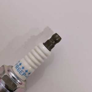 Toptan yüksek kaliteli NGK buji profesyonel OEM BY482-BPR6E genel kullanım için en iyi fiyat sıcak satış 4542 BPR6EP-8 - Product Image 6