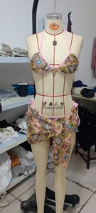 STOCK Maillot <span class=keywords><strong>de</strong></span> bain à paillettes 4 couleurs Maillot <span class=keywords><strong>de</strong></span> bain 3 pièces scintillant <span class=keywords><strong>Haut</strong></span> triangle <span class=keywords><strong>Bikini</strong></span> et sarong brésiliens Ensemble S-L - Product Image 6