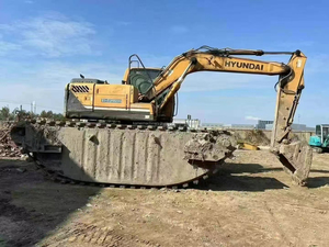 รถขุดสะเทินน้ำสะเทินบกมือสองรถฮุนไดเกาหลี150LC-9 - Product Image 2