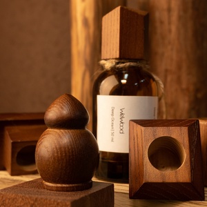 Tùy Chỉnh Bằng Gỗ Vương Miện <span class=keywords><strong>Cap</strong></span> Vuông Đĩa Nắp Nặng Vòng Bóng <span class=keywords><strong>Cap</strong></span> Thiết Kế Cho Chai Nước Hoa - Product Image 5