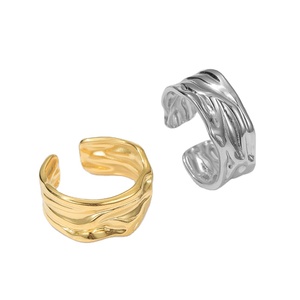 Anel de Aço Inoxidável Banhado a Ouro 18K Estilo Europeu Americano, Moderno, Unissex, Presente de Alta Qualidade, Não Desbota, Atacado - Product Image 1